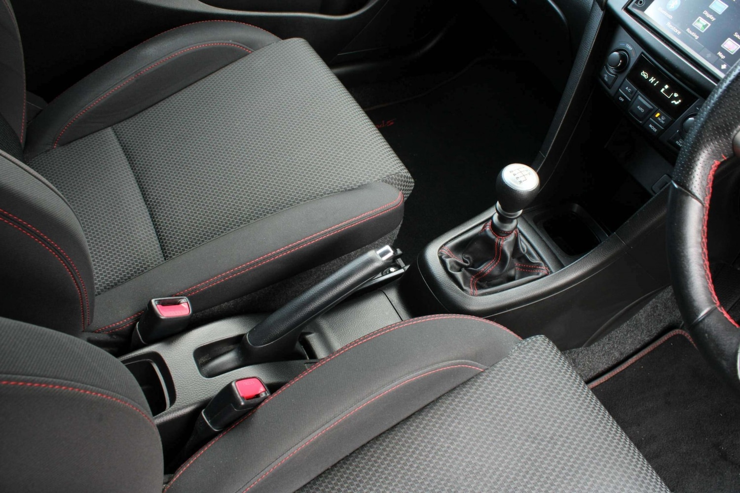 Used Suzuki Swift 2016 for sale - 76741378: Photo 33