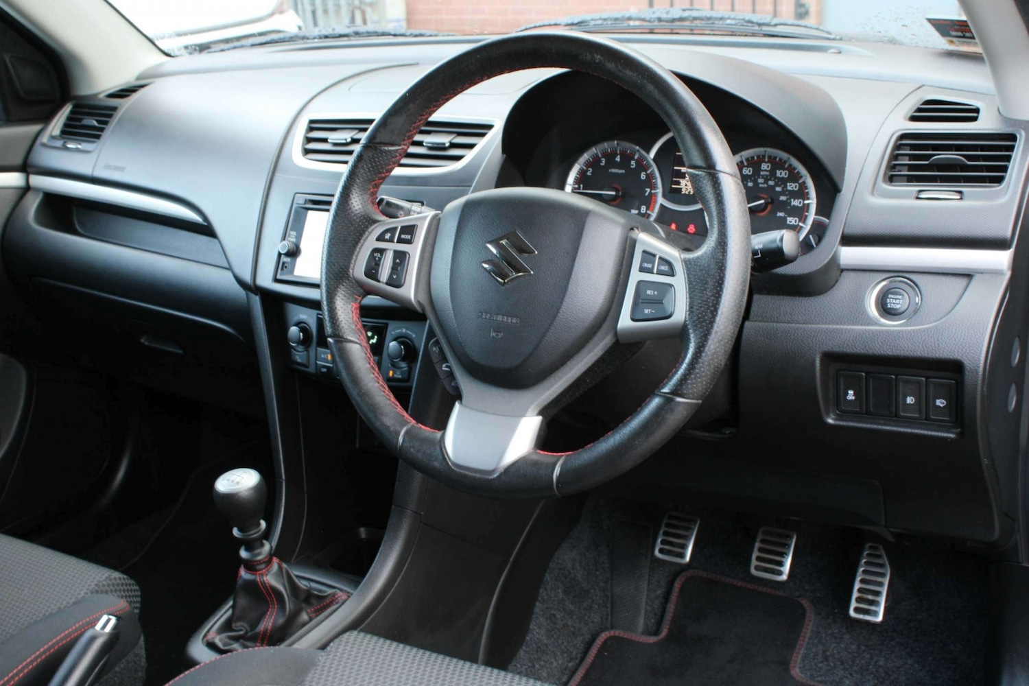 Used Suzuki Swift 2016 for sale - 76741378: Photo 36