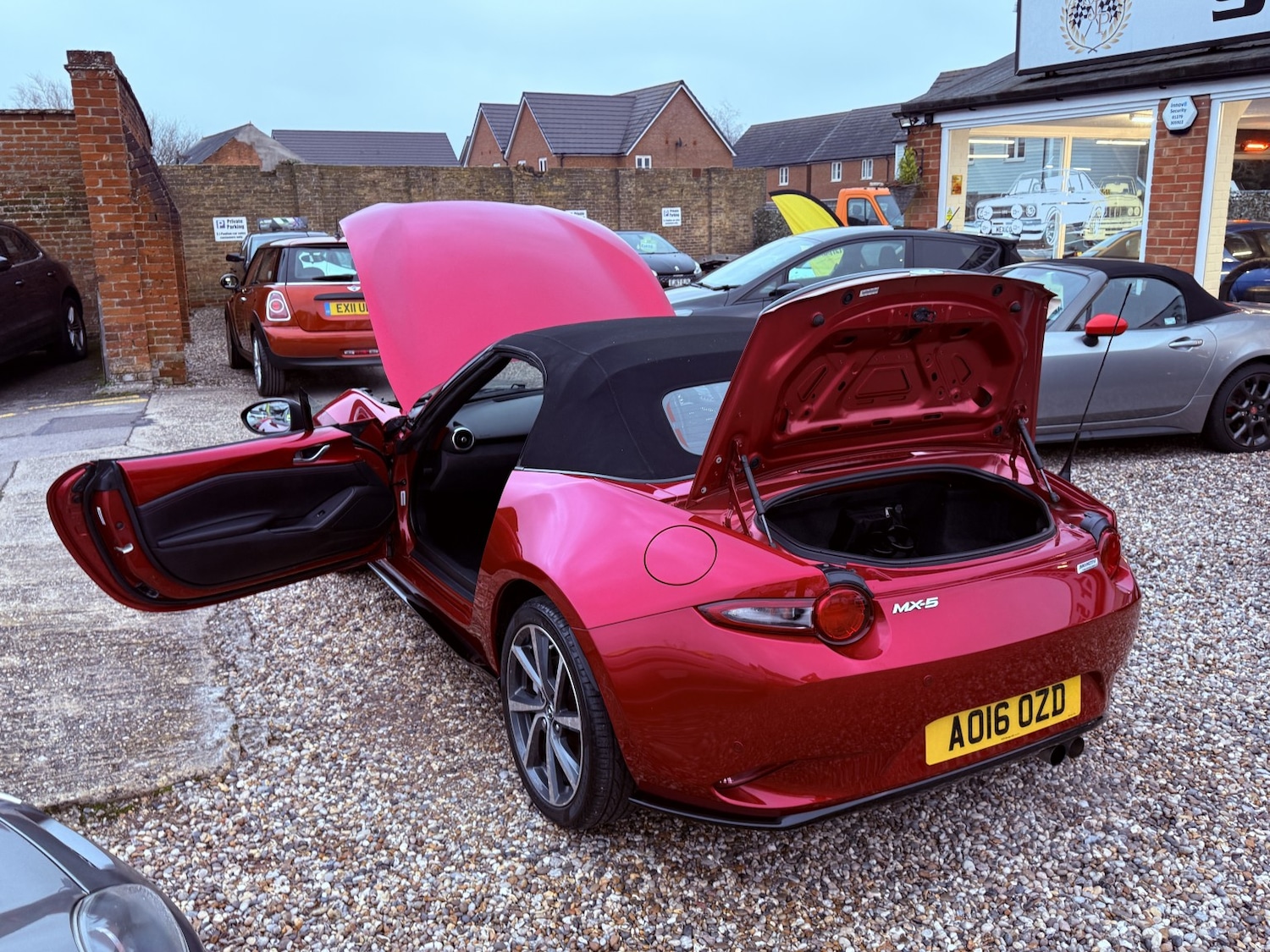 Used Mazda MX-5 2016 for sale - 76817524: Photo 64