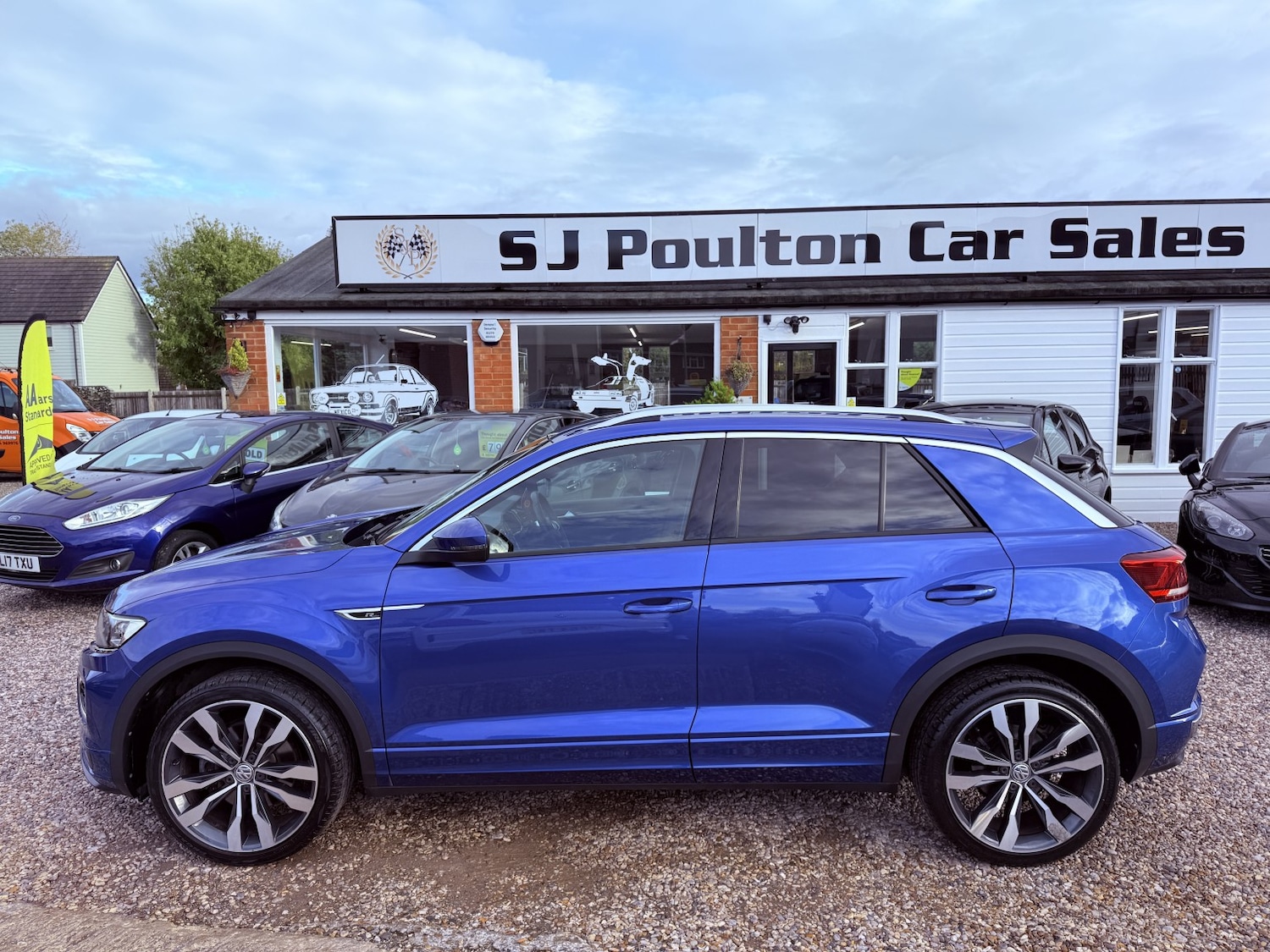 Used Volkswagen T-Roc 2018 for sale - 76358107: Photo 11