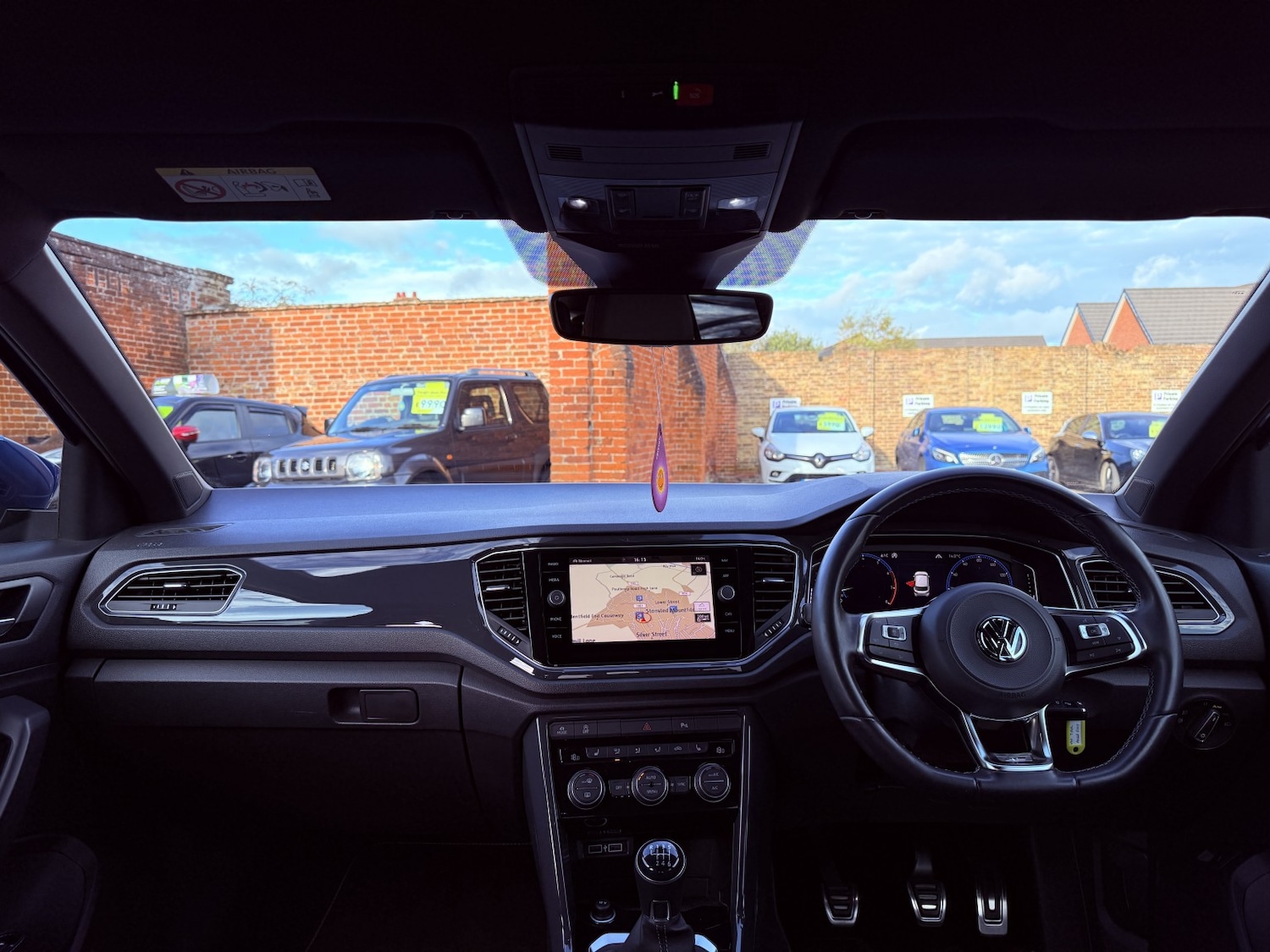 Used Volkswagen T-Roc 2018 for sale - 76358107: Photo 26