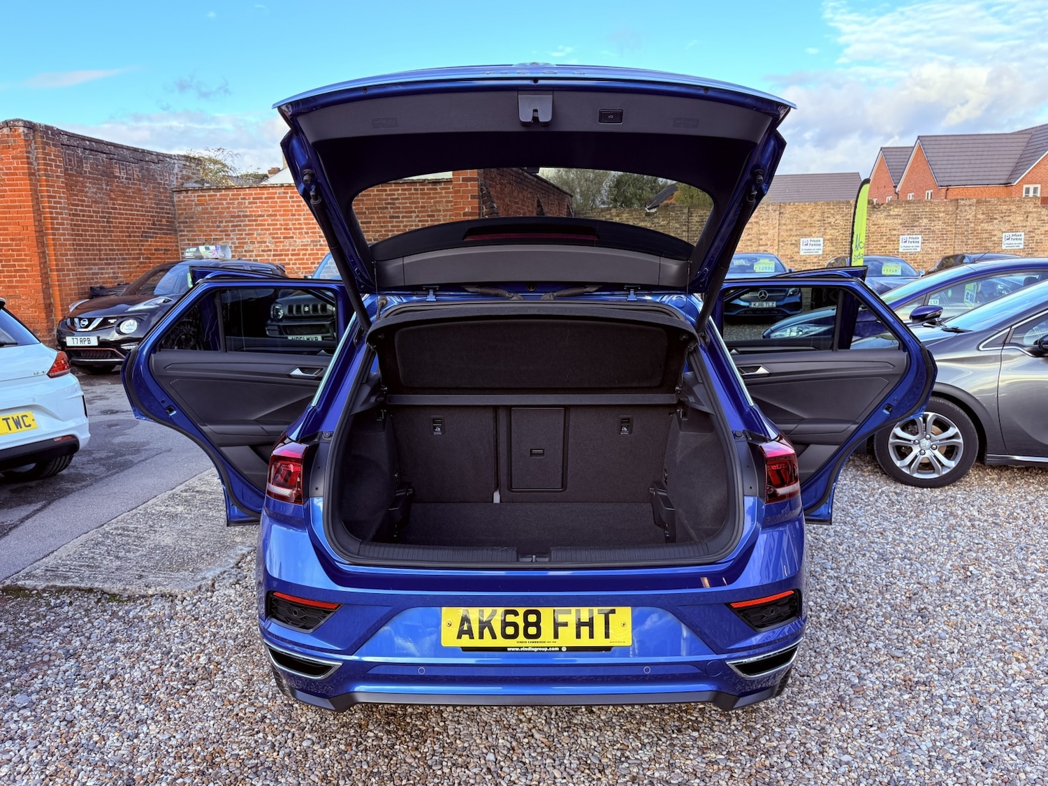 Used Volkswagen T-Roc 2018 for sale - 76358107: Photo 62