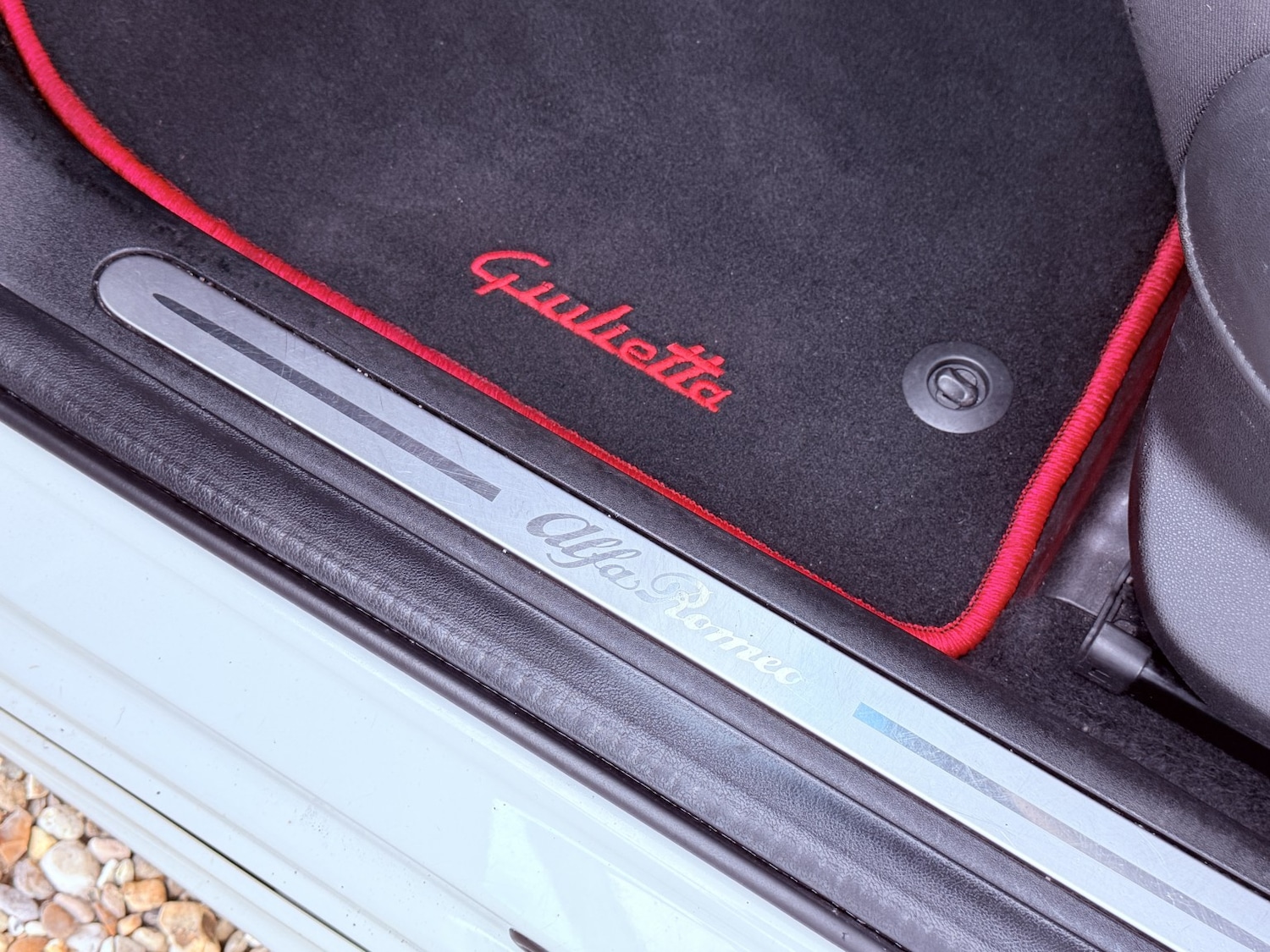 Used Alfa Romeo Giulietta 2011 for sale - 77836815: Photo 24