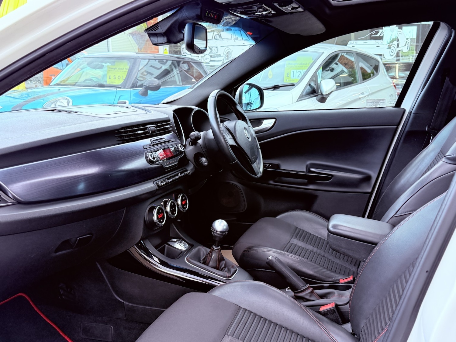 Used Alfa Romeo Giulietta 2011 for sale - 77836815: Photo 25