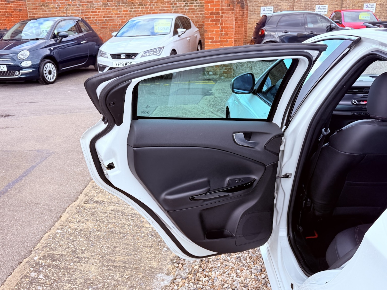 Used Alfa Romeo Giulietta 2011 for sale - 77836815: Photo 28