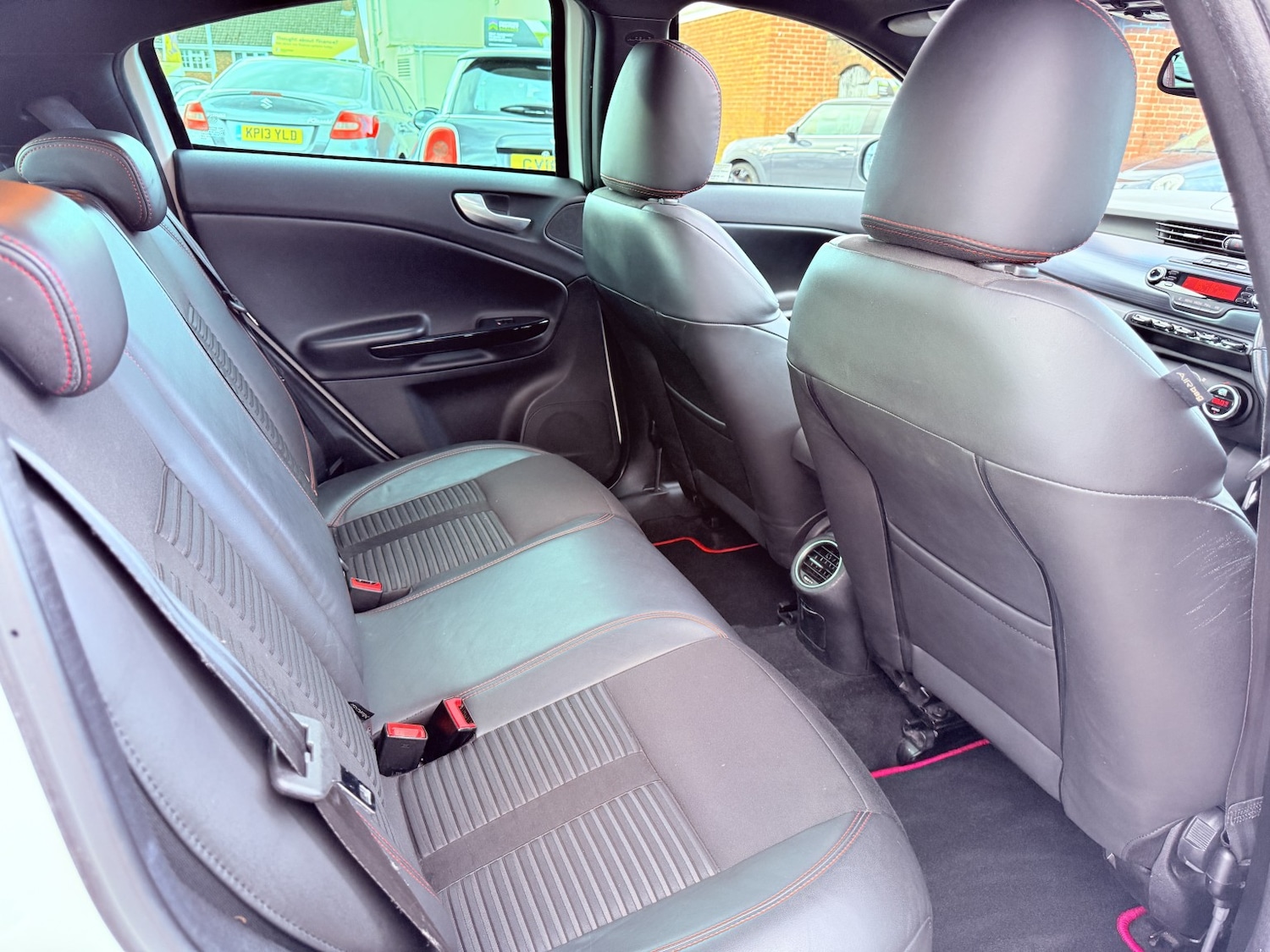 Used Alfa Romeo Giulietta 2011 for sale - 77836815: Photo 30