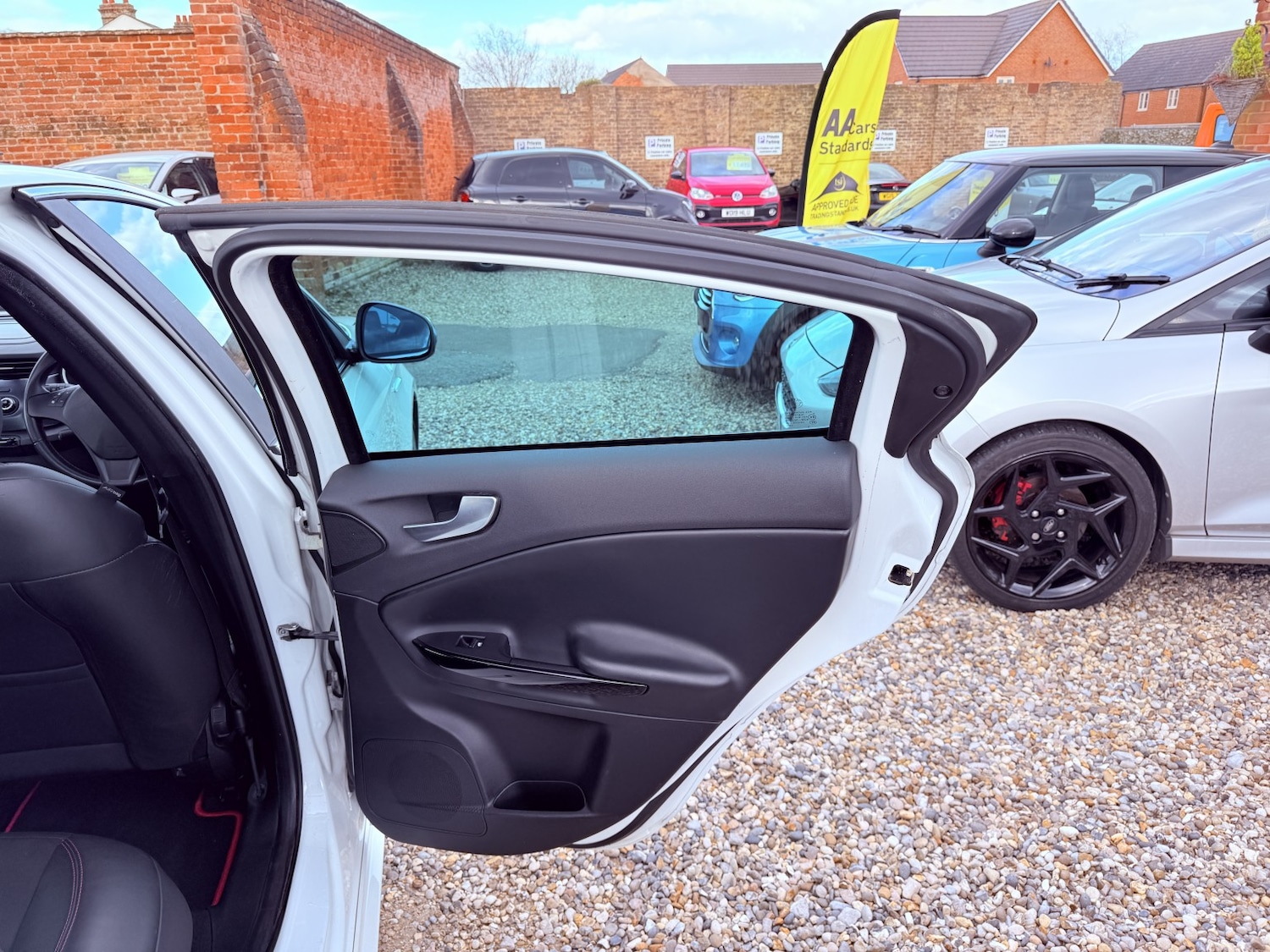 Used Alfa Romeo Giulietta 2011 for sale - 77836815: Photo 31