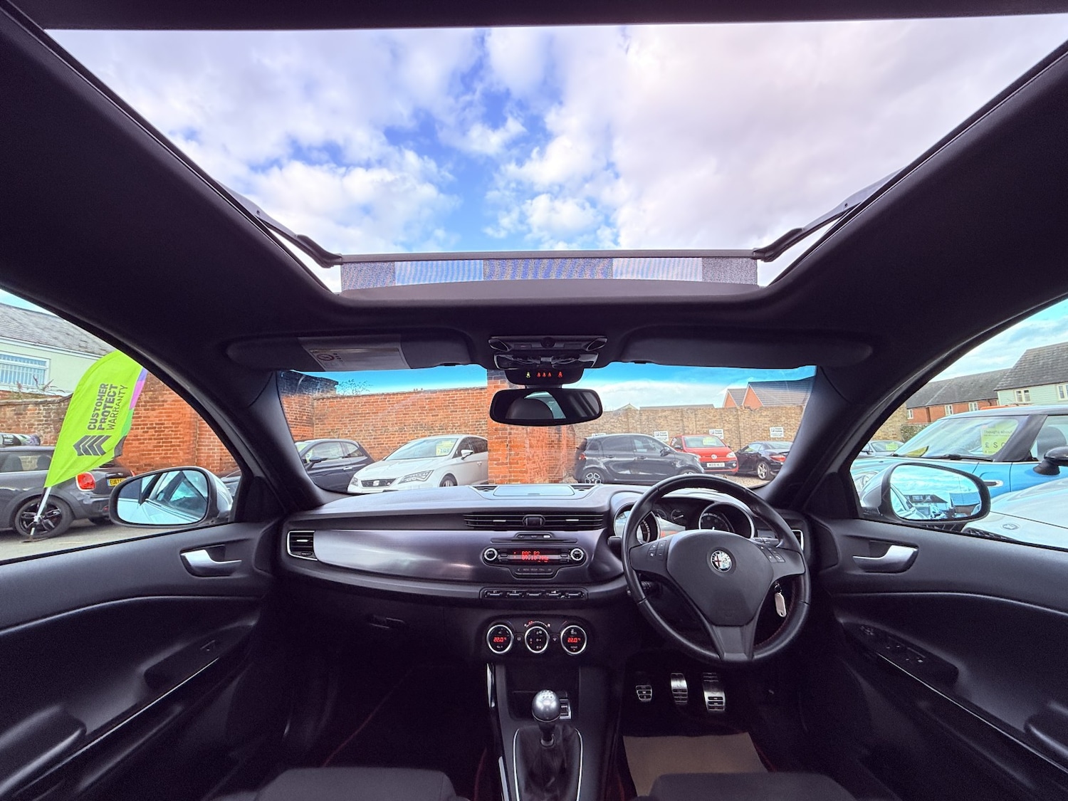 Used Alfa Romeo Giulietta 2011 for sale - 77836815: Photo 32