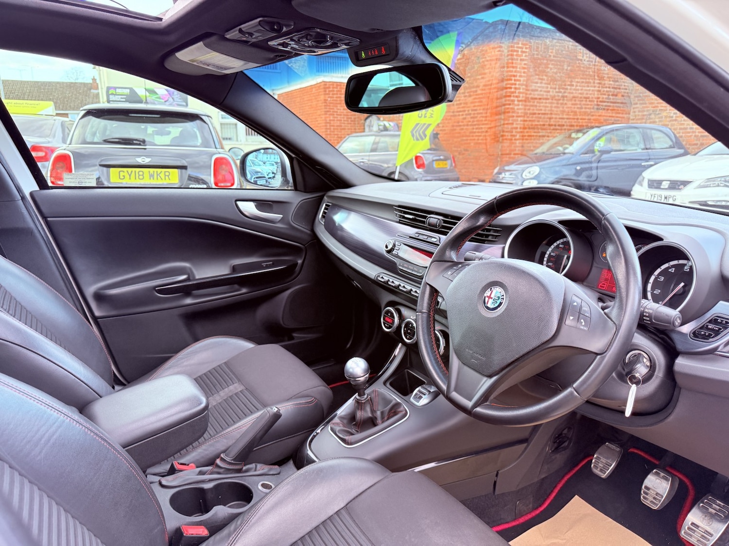 Used Alfa Romeo Giulietta 2011 for sale - 77836815: Photo 49