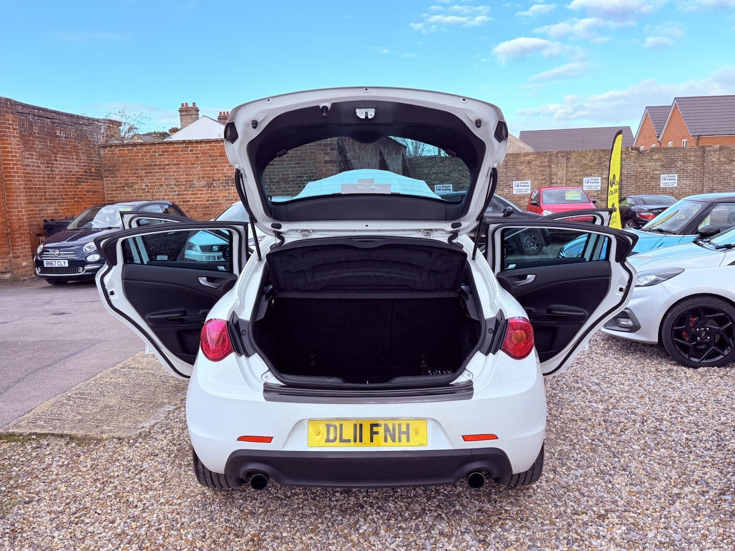 Used Alfa Romeo Giulietta 2011 for sale - 77836815: Photo 61