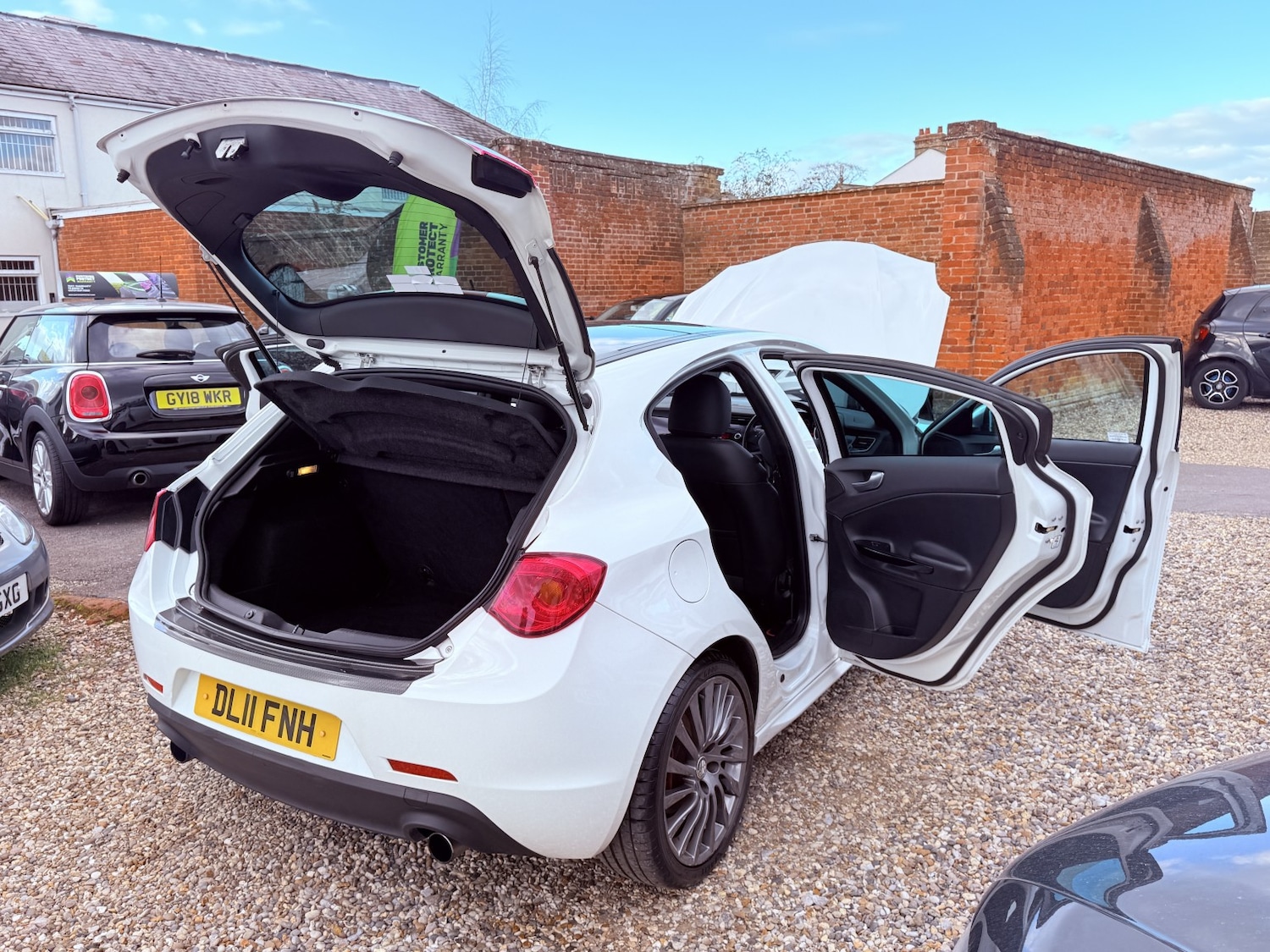 Used Alfa Romeo Giulietta 2011 for sale - 77836815: Photo 62