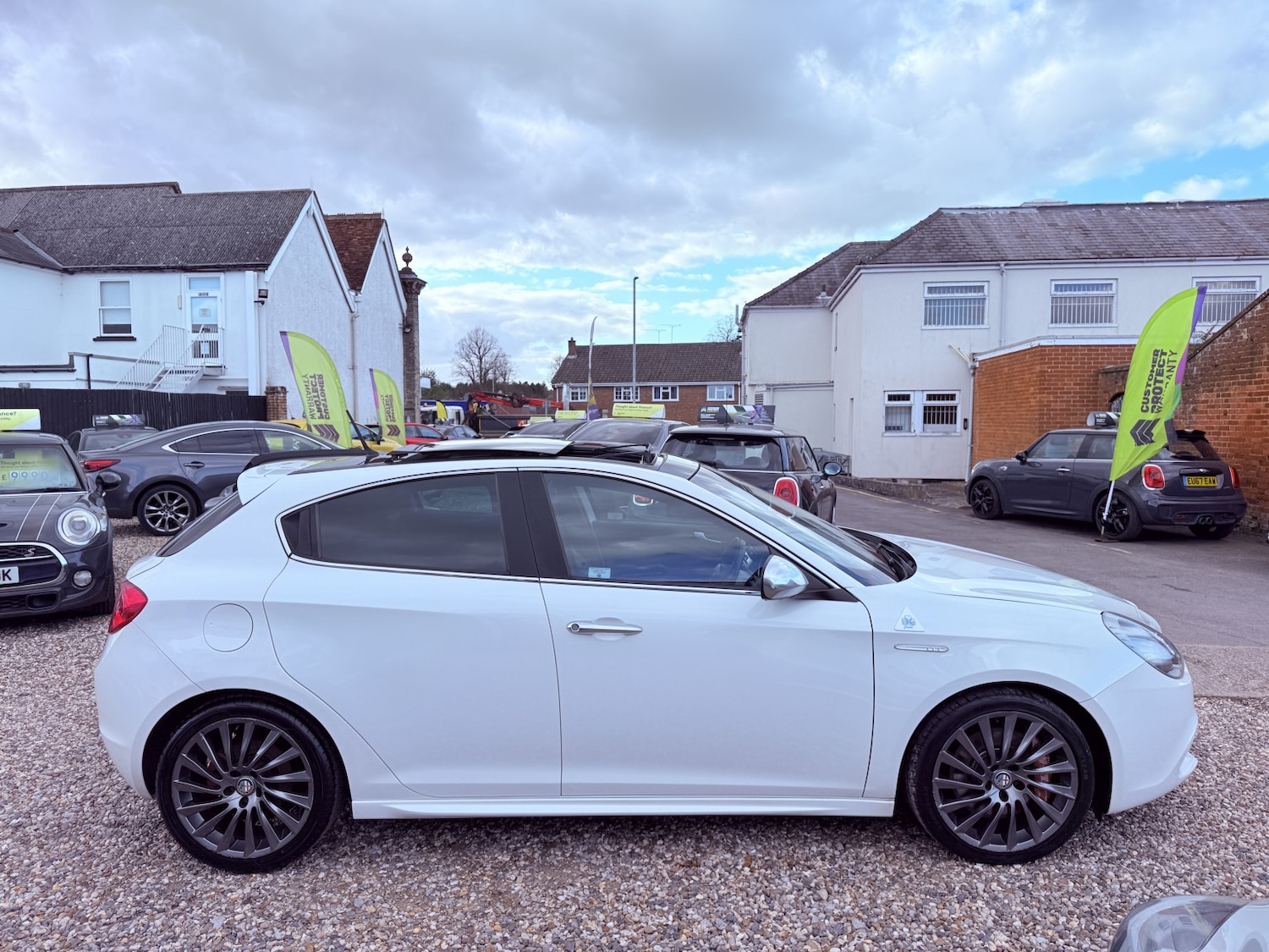 Used Alfa Romeo Giulietta 2011 for sale - 77836815: Photo 7