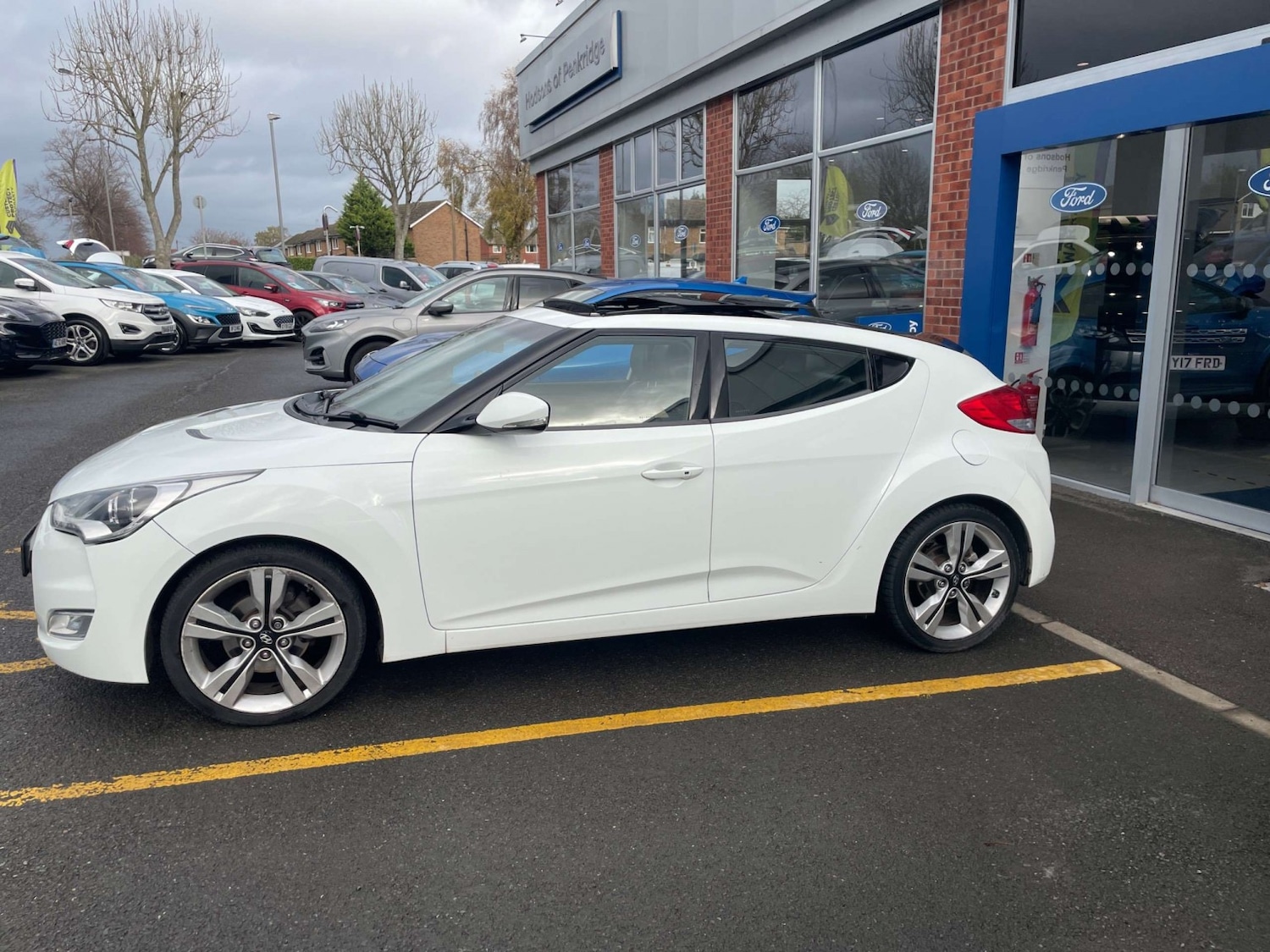 Used Hyundai Veloster 2012 for sale - 76924434: Photo 7