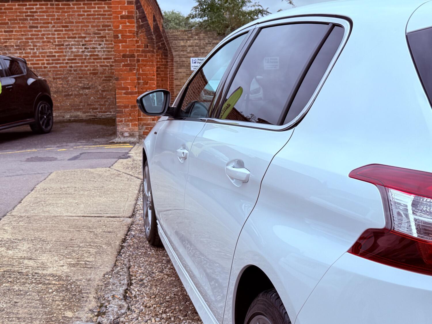Used Peugeot 308 2017 for sale - 76794045: Photo 14