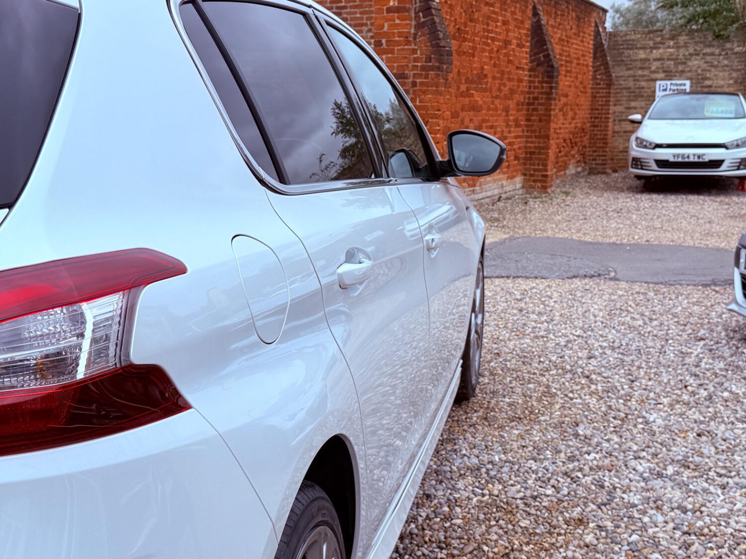Used Peugeot 308 2017 for sale - 76794045: Photo 15