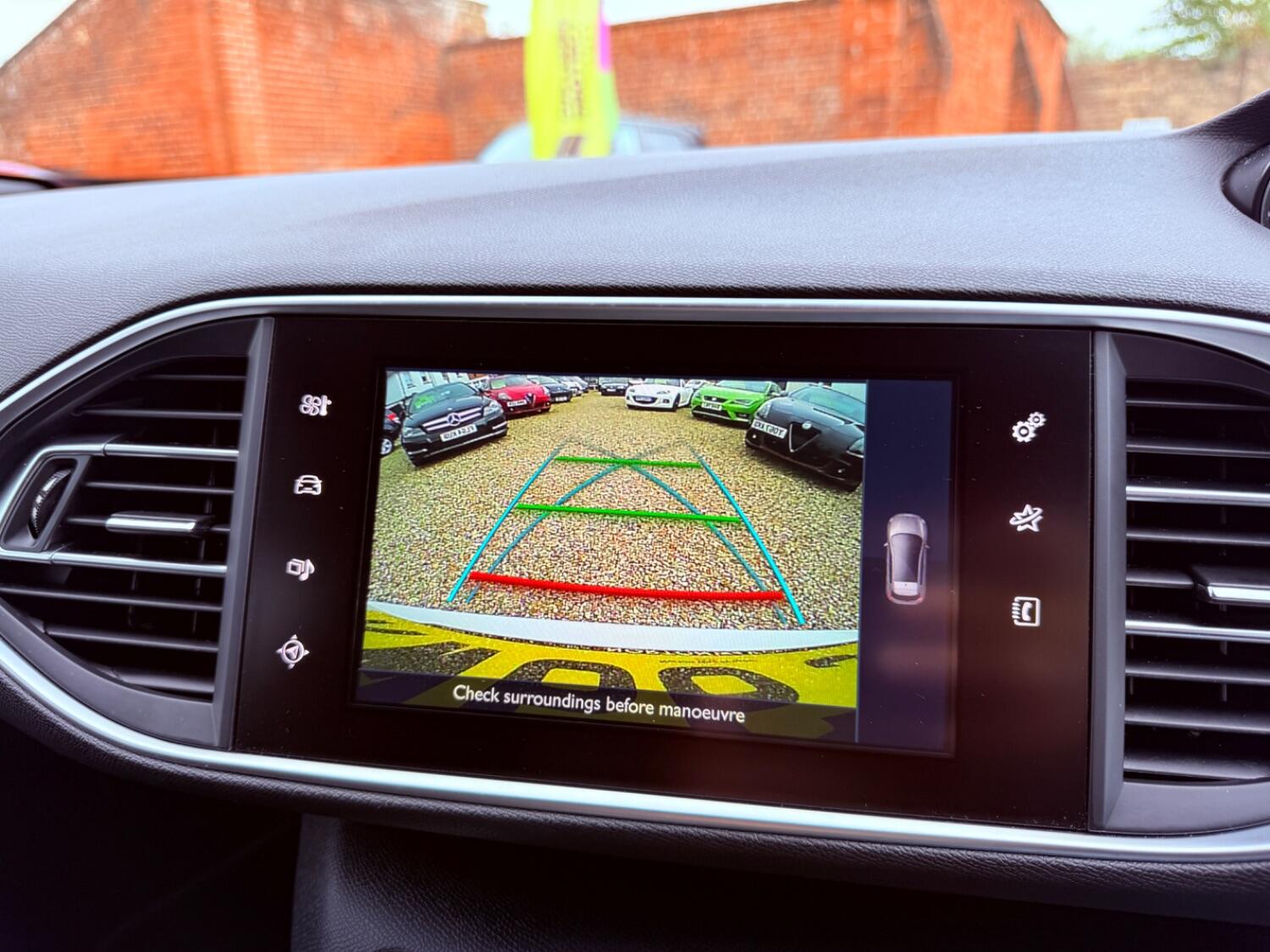 Used Peugeot 308 2017 for sale - 76794045: Photo 39