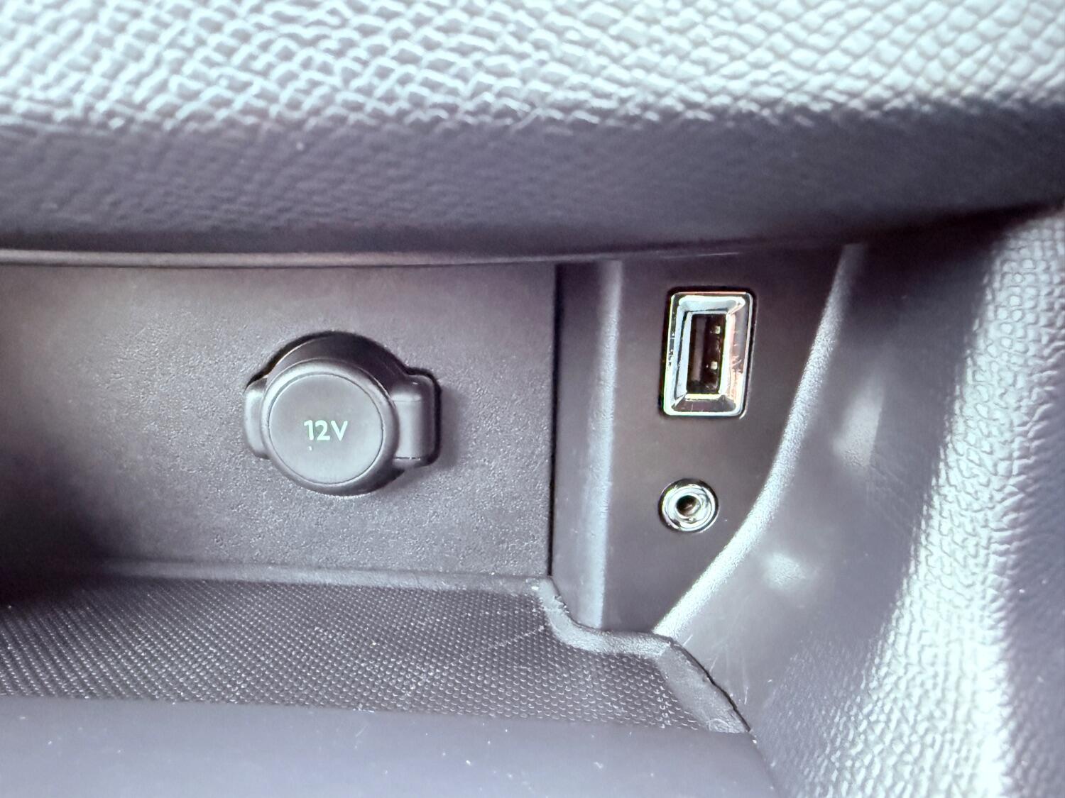 Used Peugeot 308 2017 for sale - 76794045: Photo 42