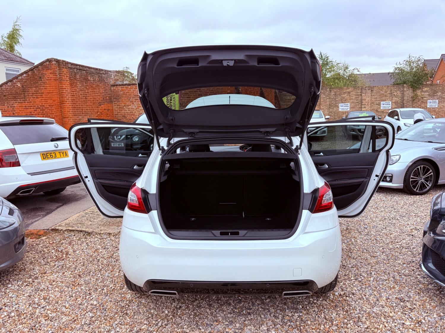 Used Peugeot 308 2017 for sale - 76794045: Photo 59