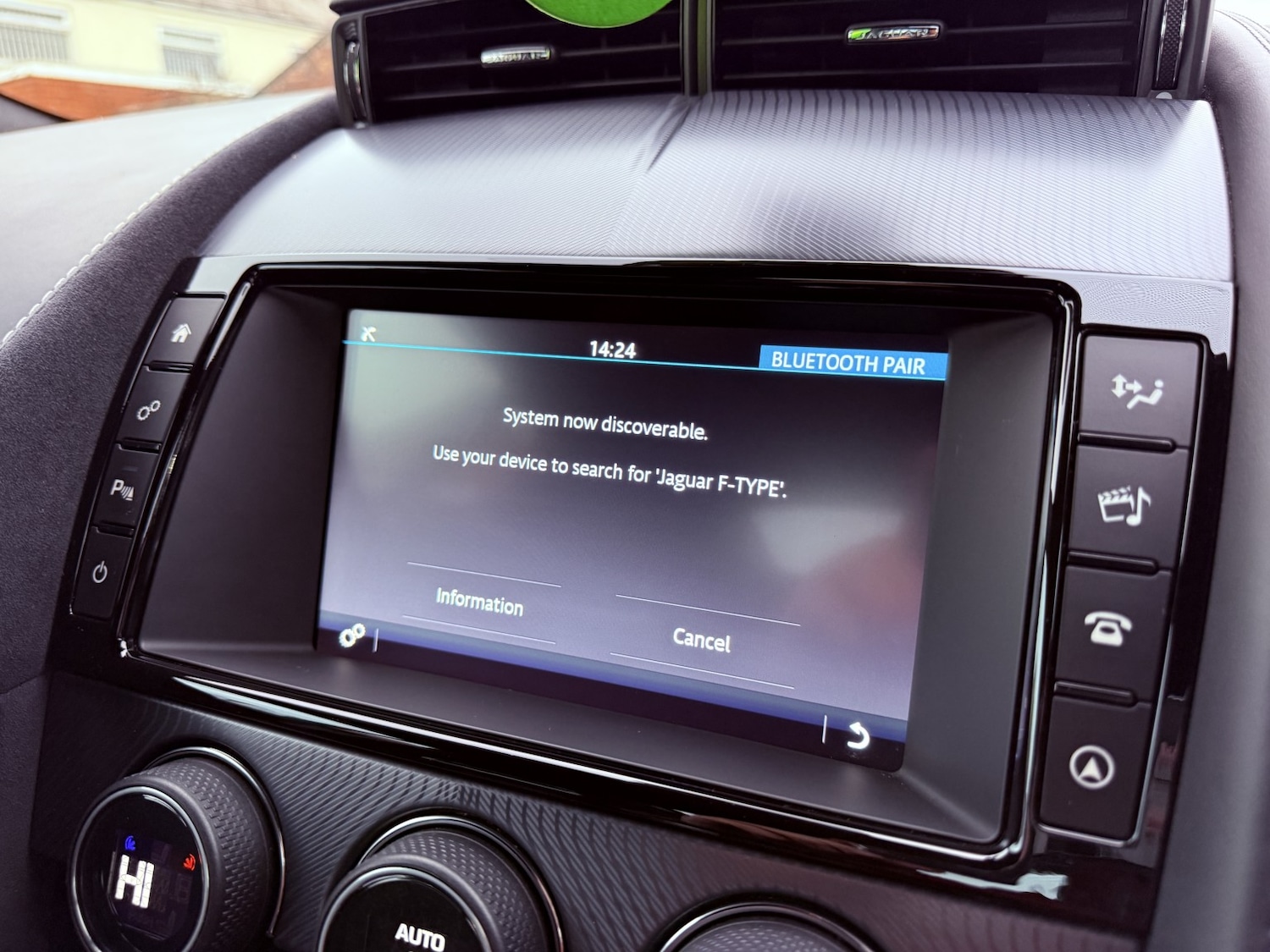 Used Jaguar F-Type 2018 for sale - 77528351: Photo 39