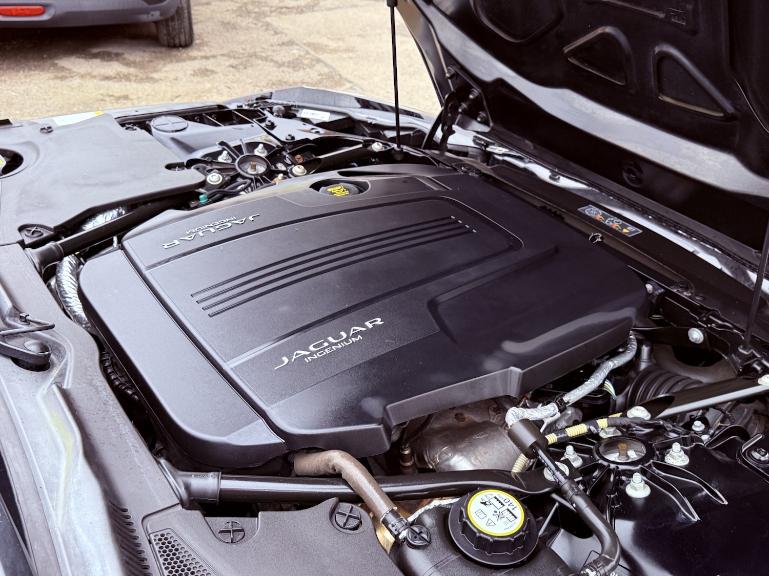 Used Jaguar F-Type 2018 for sale - 77528351: Photo 64