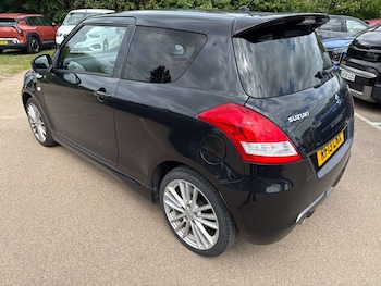 Used Suzuki Swift 2013 for sale - 78770170: Photo