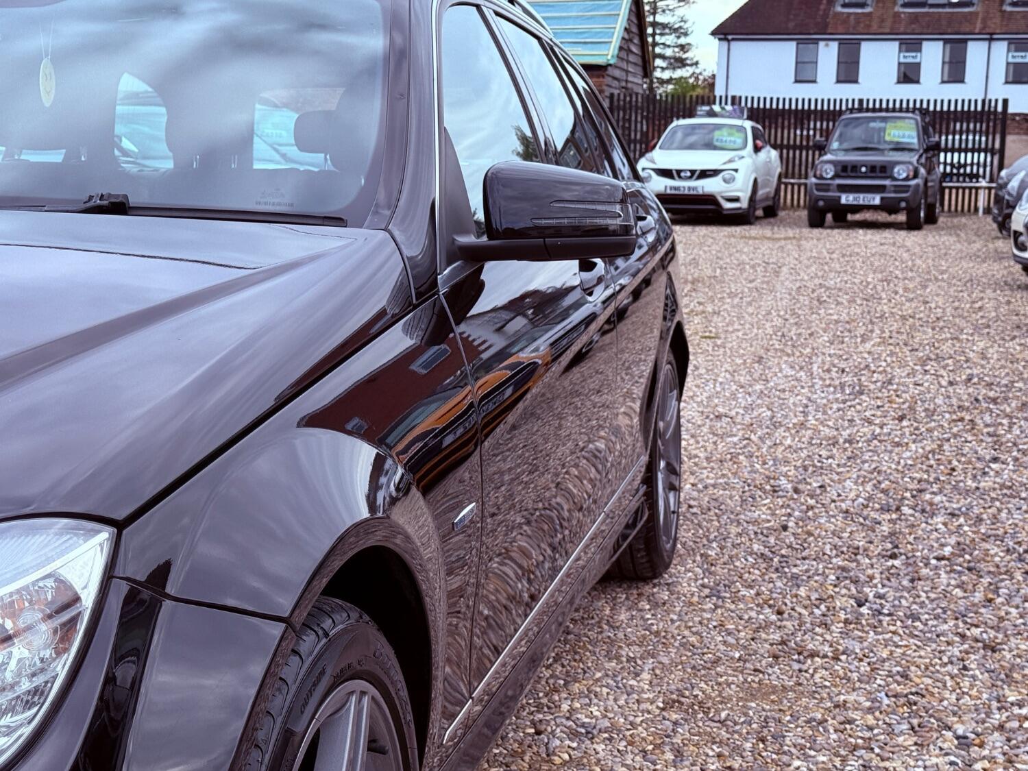 Used Mercedes-Benz C Class 2011 for sale - 76751879: Photo 13