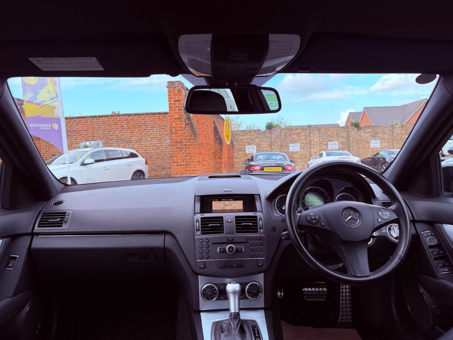 Used Mercedes-Benz C Class 2011 for sale - 76751879: Photo 30