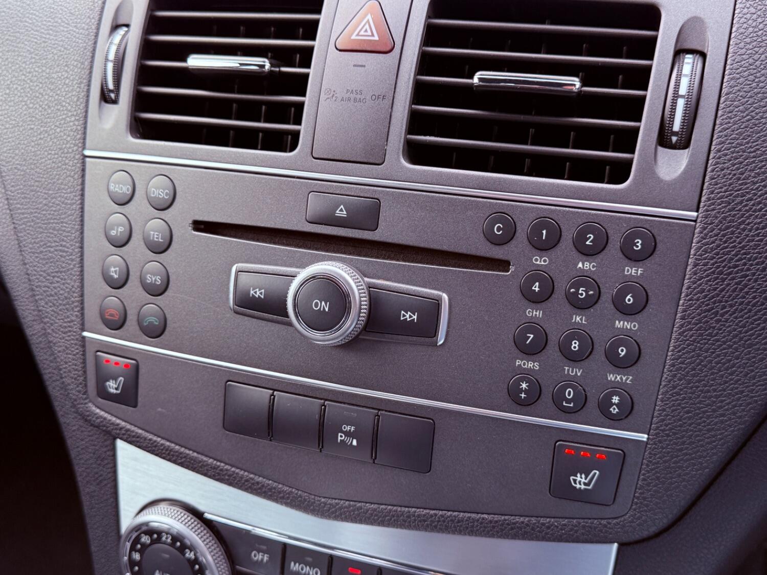 Used Mercedes-Benz C Class 2011 for sale - 76751879: Photo 33