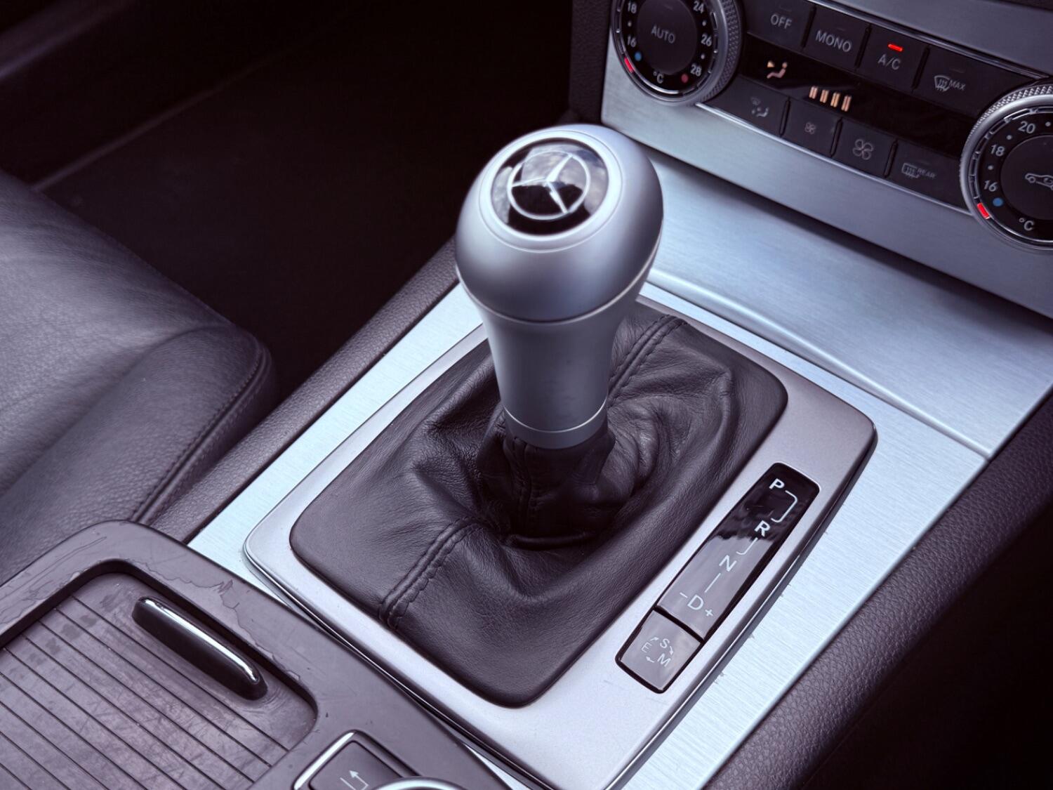 Used Mercedes-Benz C Class 2011 for sale - 76751879: Photo 36