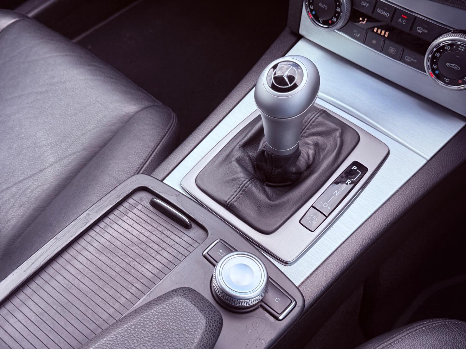 Used Mercedes-Benz C Class 2011 for sale - 76751879: Photo 37