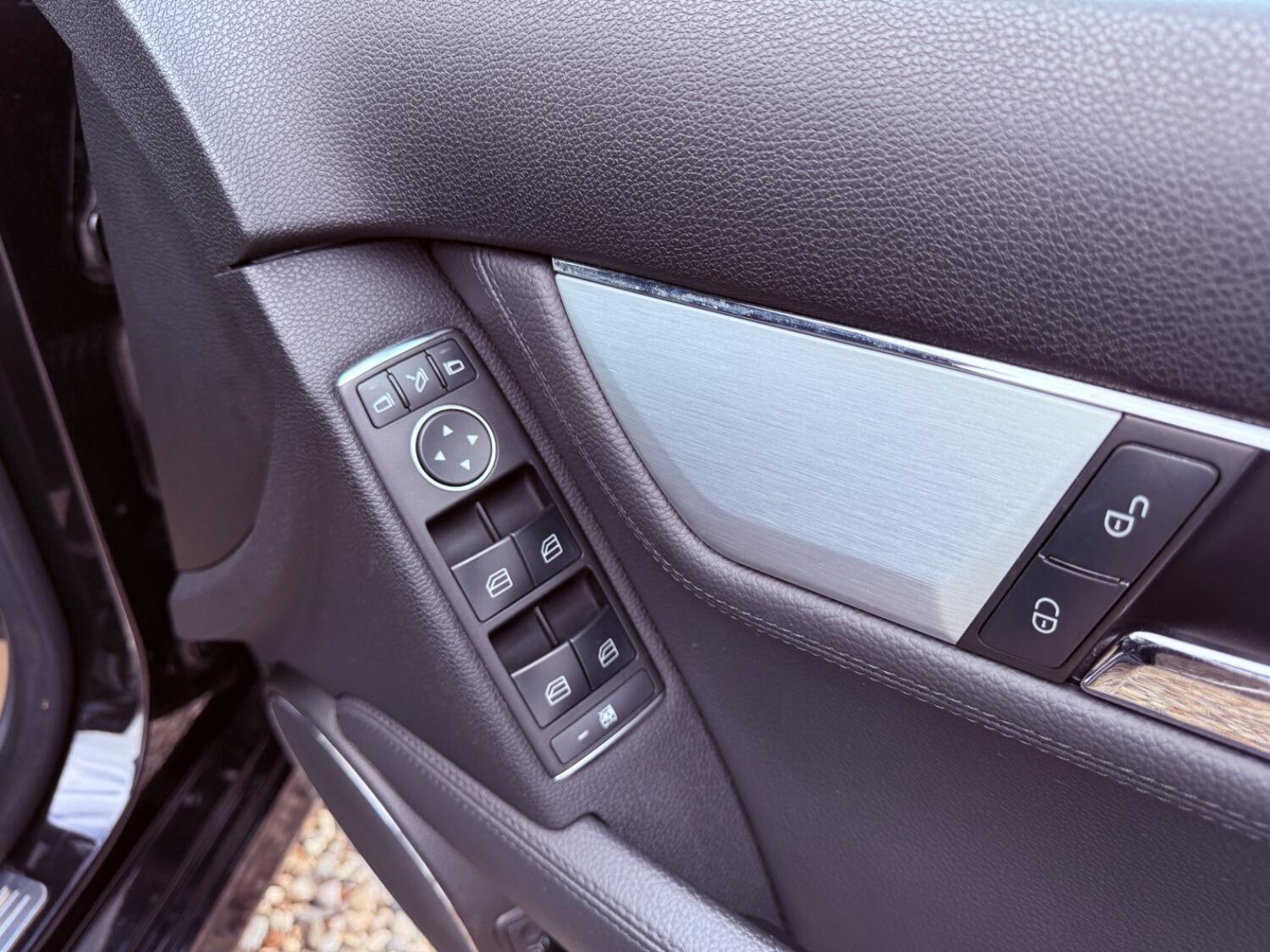 Used Mercedes-Benz C Class 2011 for sale - 76751879: Photo 44