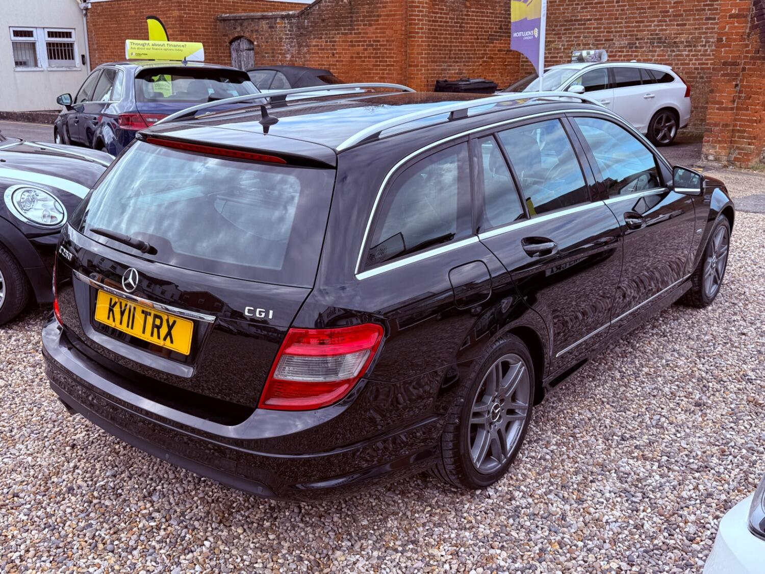 Used Mercedes-Benz C Class 2011 for sale - 76751879: Photo 6