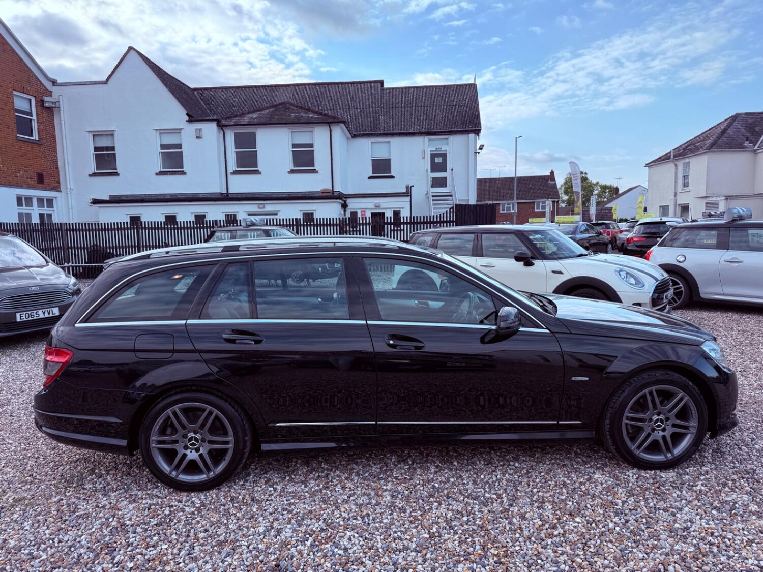 Used Mercedes-Benz C Class 2011 for sale - 76751879: Photo 7