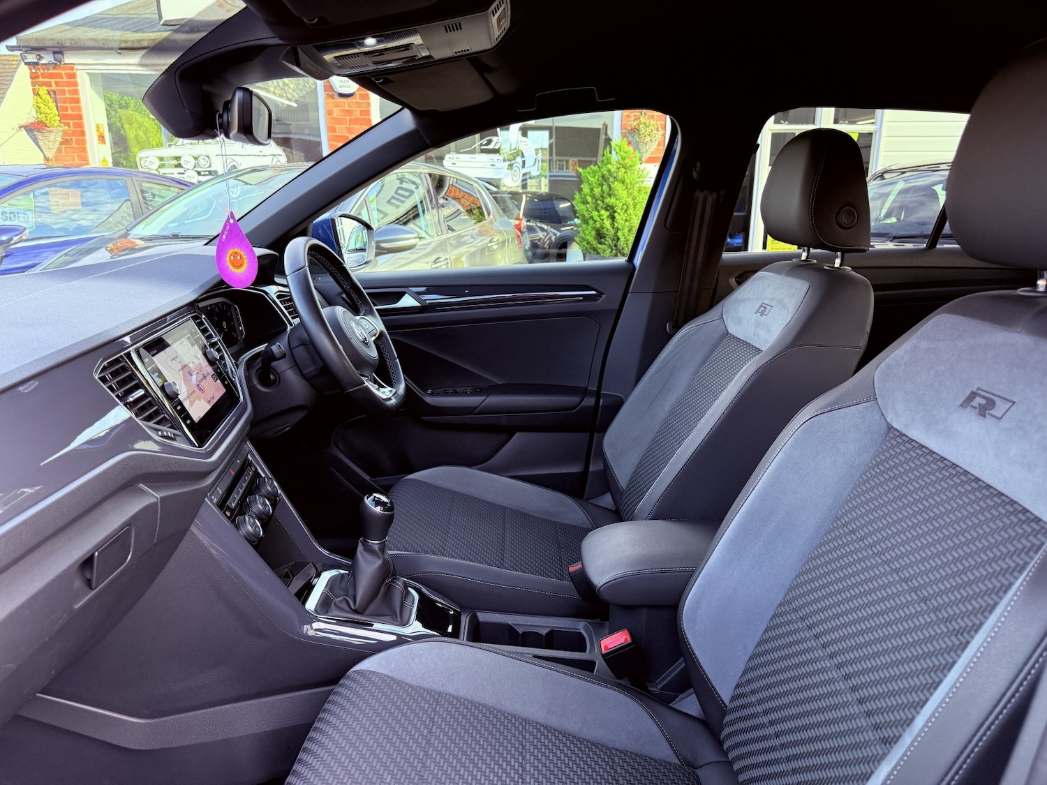 Used Volkswagen T-Roc 2018 for sale - 76769490: Photo 20