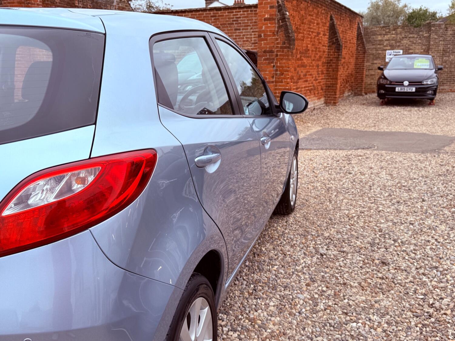 Used Mazda Mazda2 2013 for sale - 76198256: Photo 15