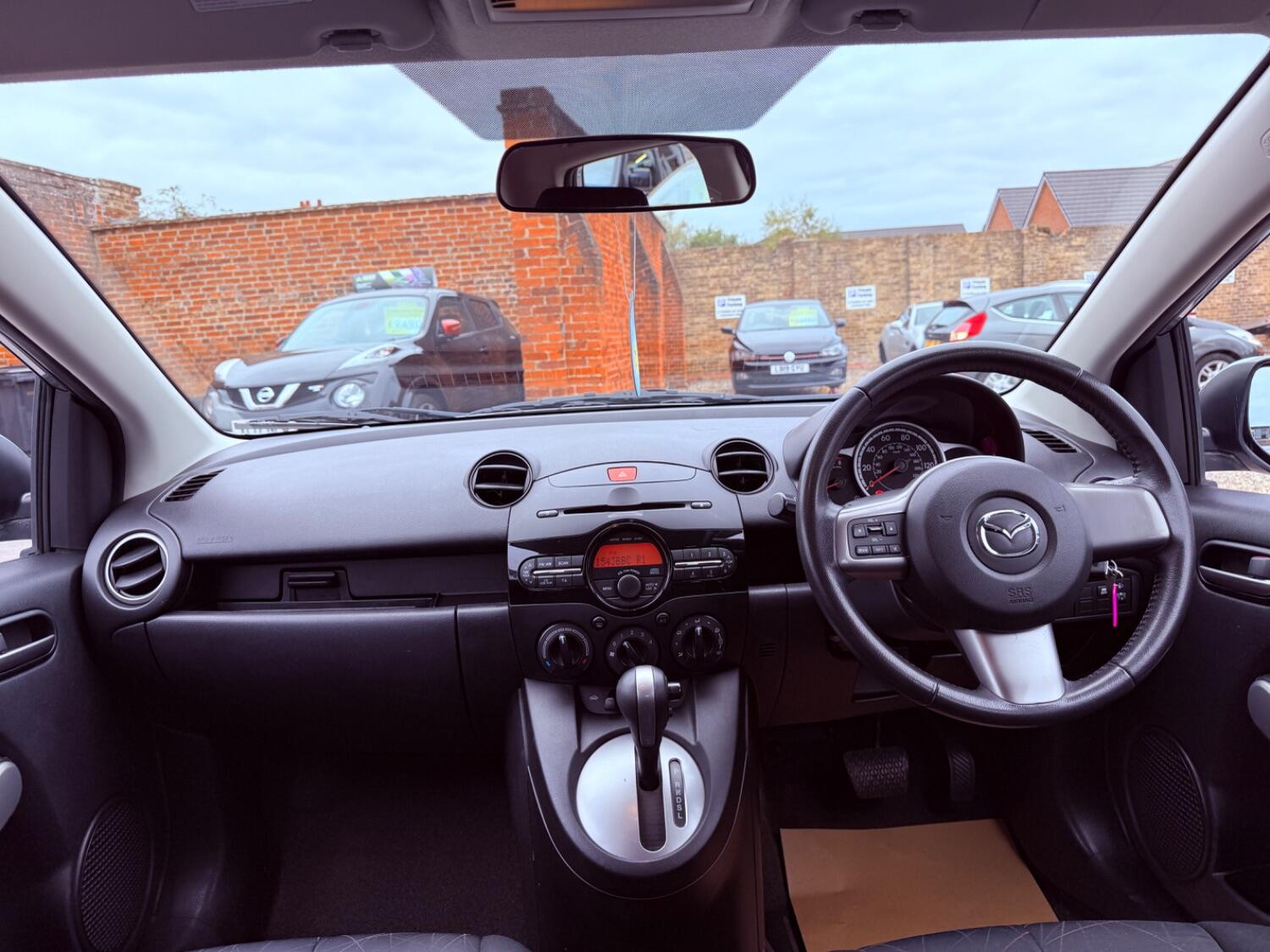 Used Mazda Mazda2 2013 for sale - 76198256: Photo 24