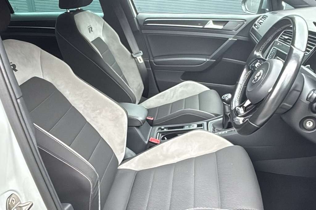 Used Volkswagen Golf 2015 for sale - 77991721: Photo 24