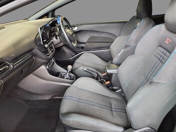 Used Ford Fiesta 2018 for sale - 78876401: Photo