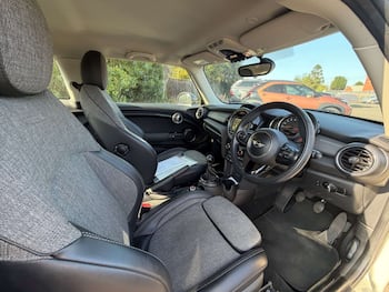 Used MINI Hatch 2017 for sale - 79471099: Photo