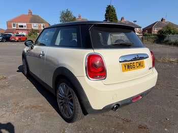 Used MINI Hatch 2017 for sale - 79471099: Photo