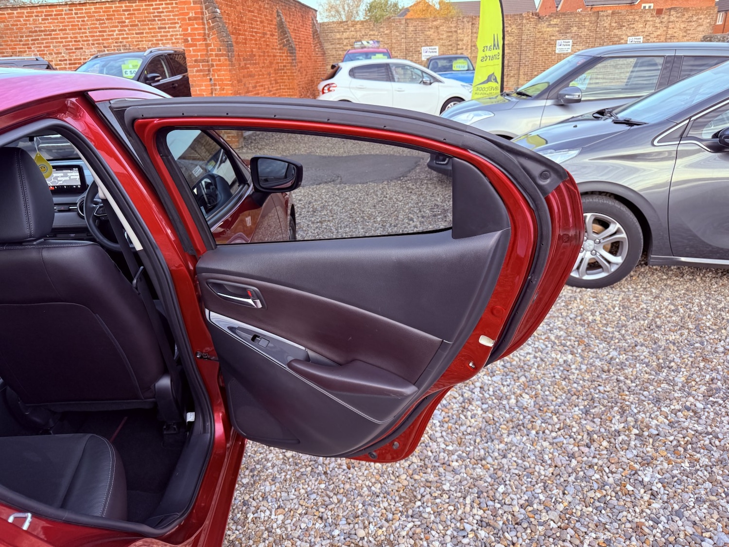 Used Mazda Mazda2 2017 for sale - 76482978: Photo 29