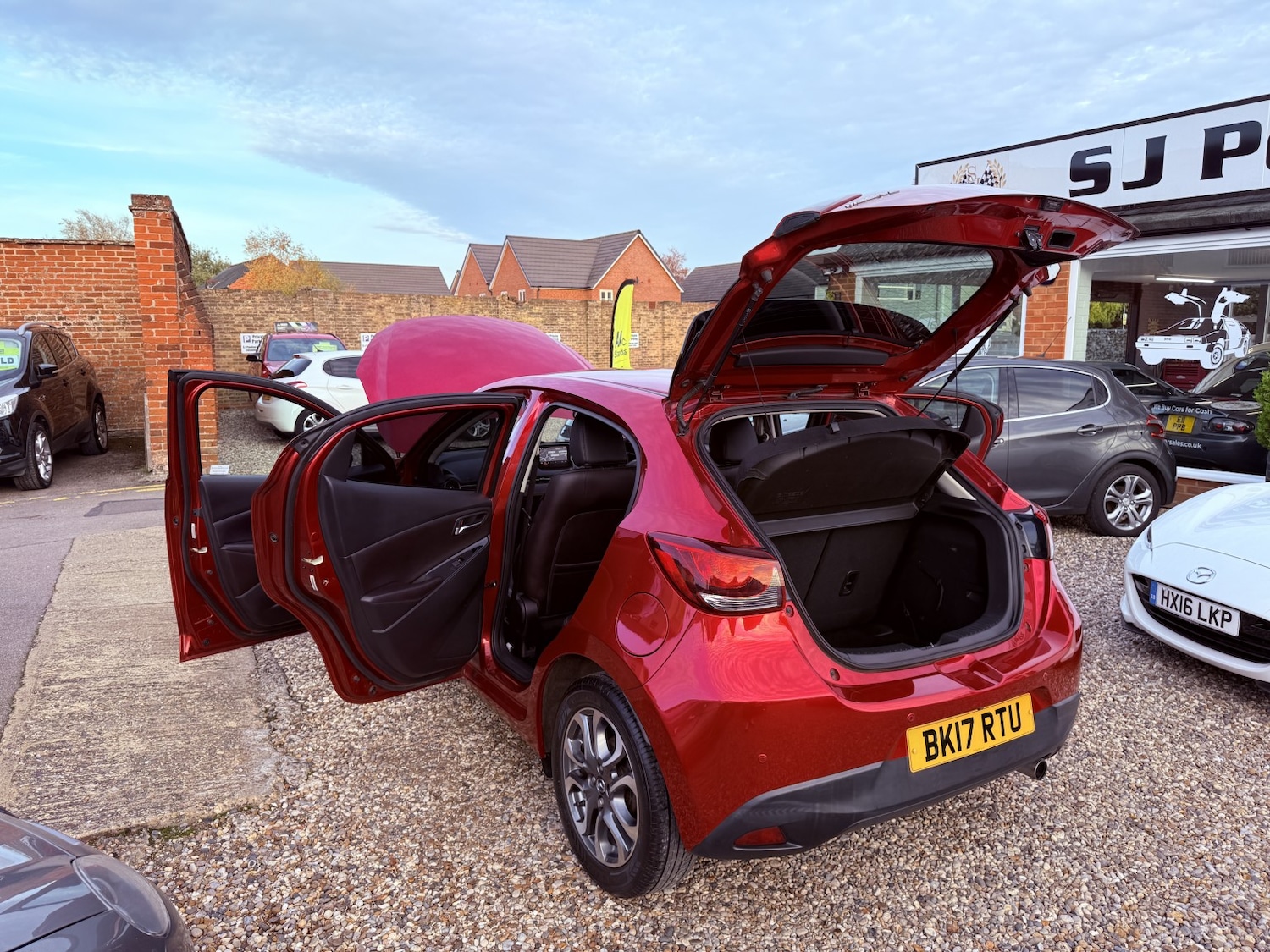 Used Mazda Mazda2 2017 for sale - 76482978: Photo 59