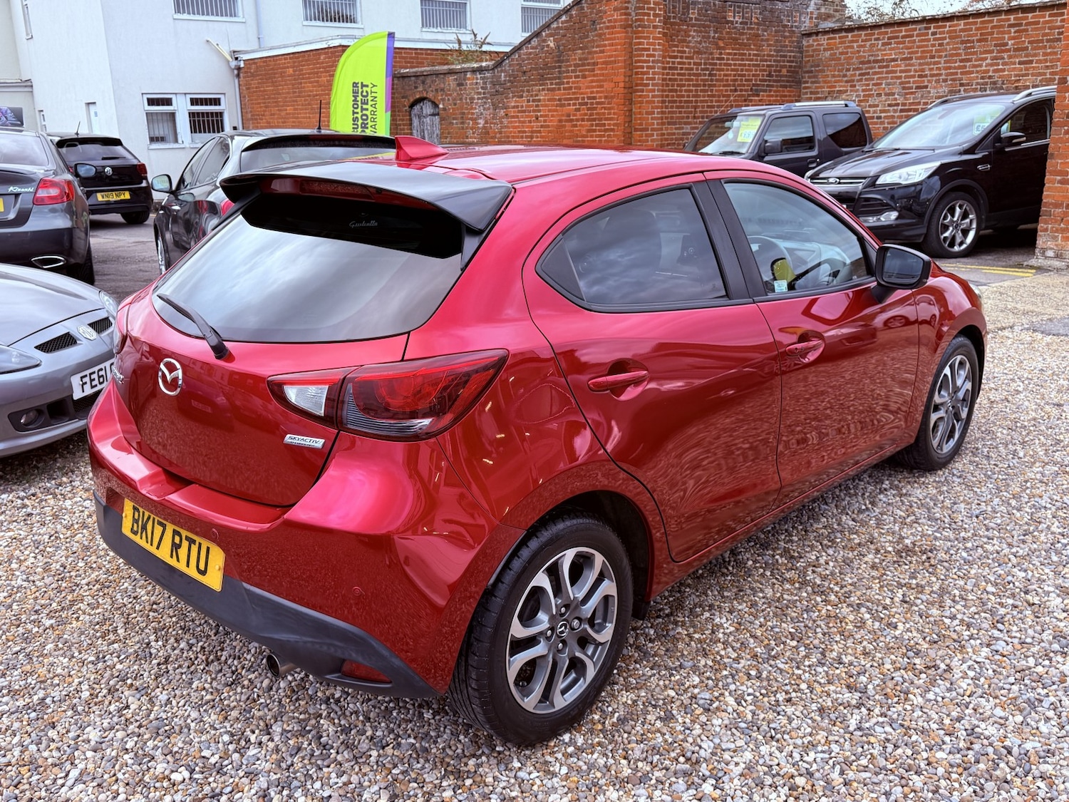 Used Mazda Mazda2 2017 for sale - 76482978: Photo 6
