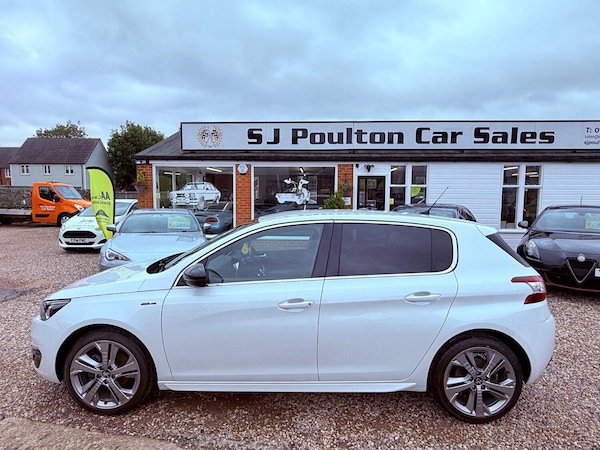 Used Peugeot 308 2017 for sale - 75994500: Photo 11