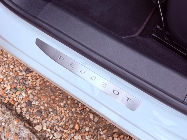 Used Peugeot 308 2017 for sale - 75994500: Photo 26