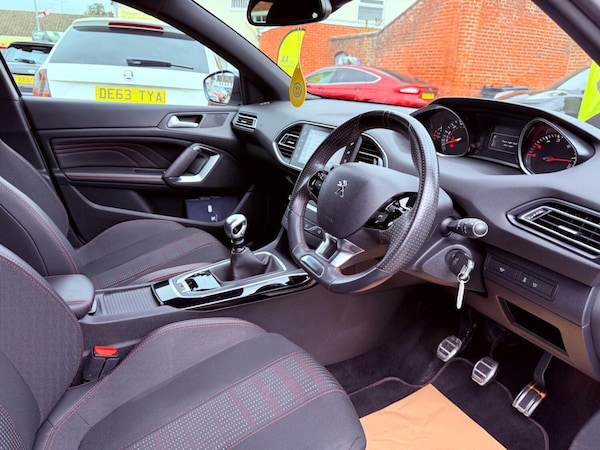 Used Peugeot 308 2017 for sale - 75994500: Photo 48