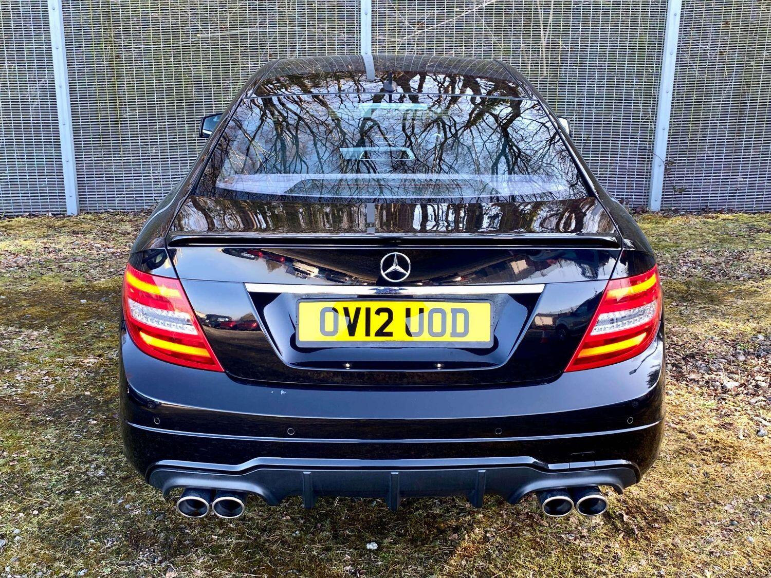 Used Mercedes-Benz C Class 2012 for sale - 76605737: Photo 2