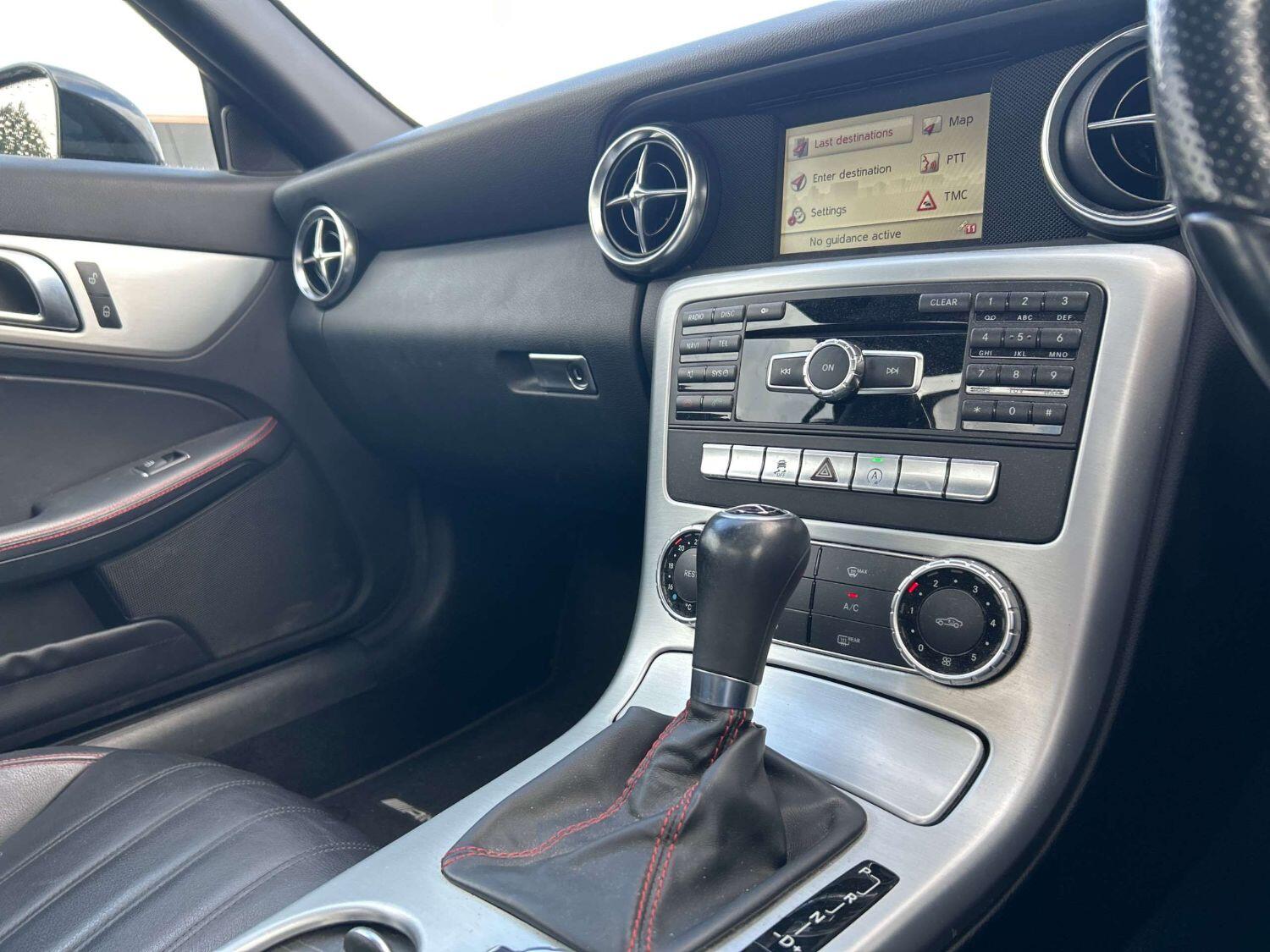 Used Mercedes-Benz SLK 2015 for sale - 76268517: Photo 14