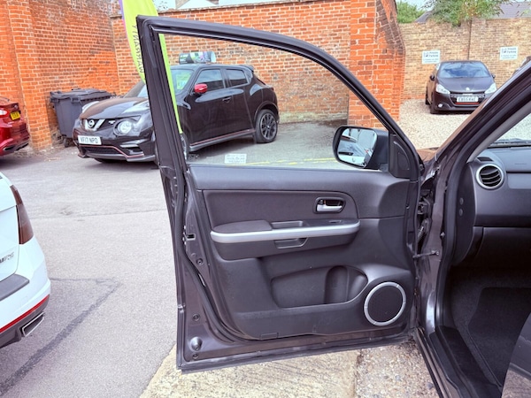 Used Suzuki Grand Vitara 2011 for sale - 74872118: Photo 24