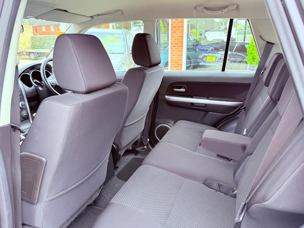 Used Suzuki Grand Vitara 2011 for sale - 74872118: Photo 28